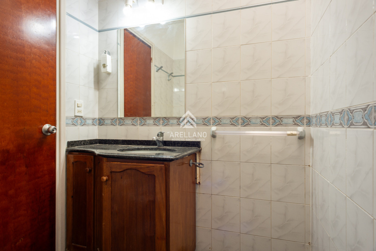 Casa ID.5781 - Casa en Pinares 2 dormitorios, solida construccion