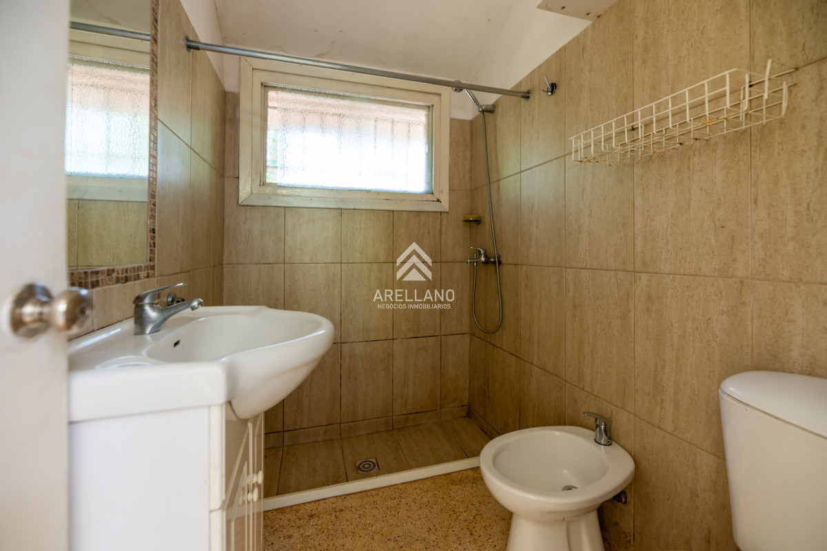 Casa ID.5605 - Oportunidad! Casa de 2 dormitorios 1000m2 de terreno!