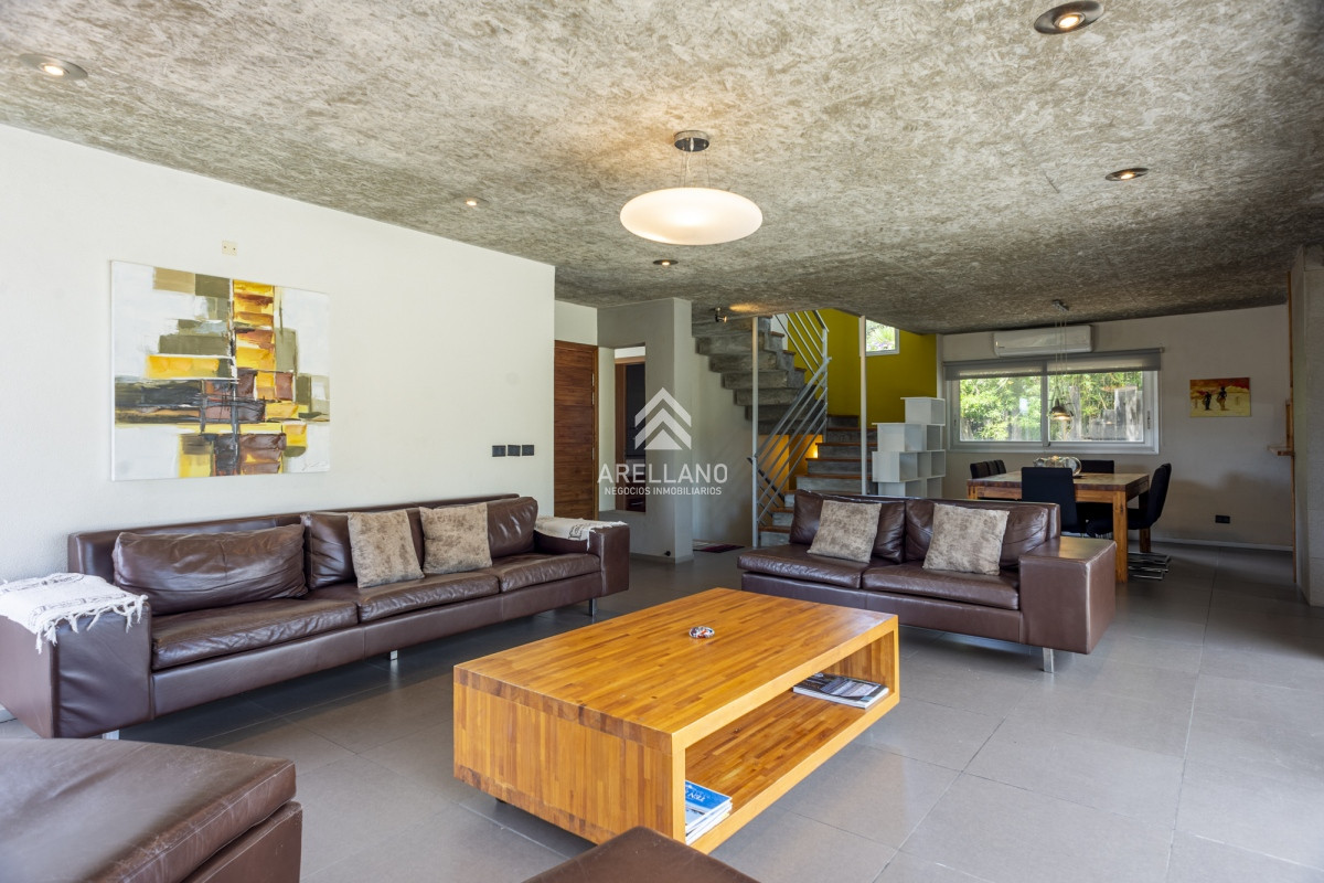 Casa ID.2822 - Venta casa 4 dormitorios La Residence Punta del Este