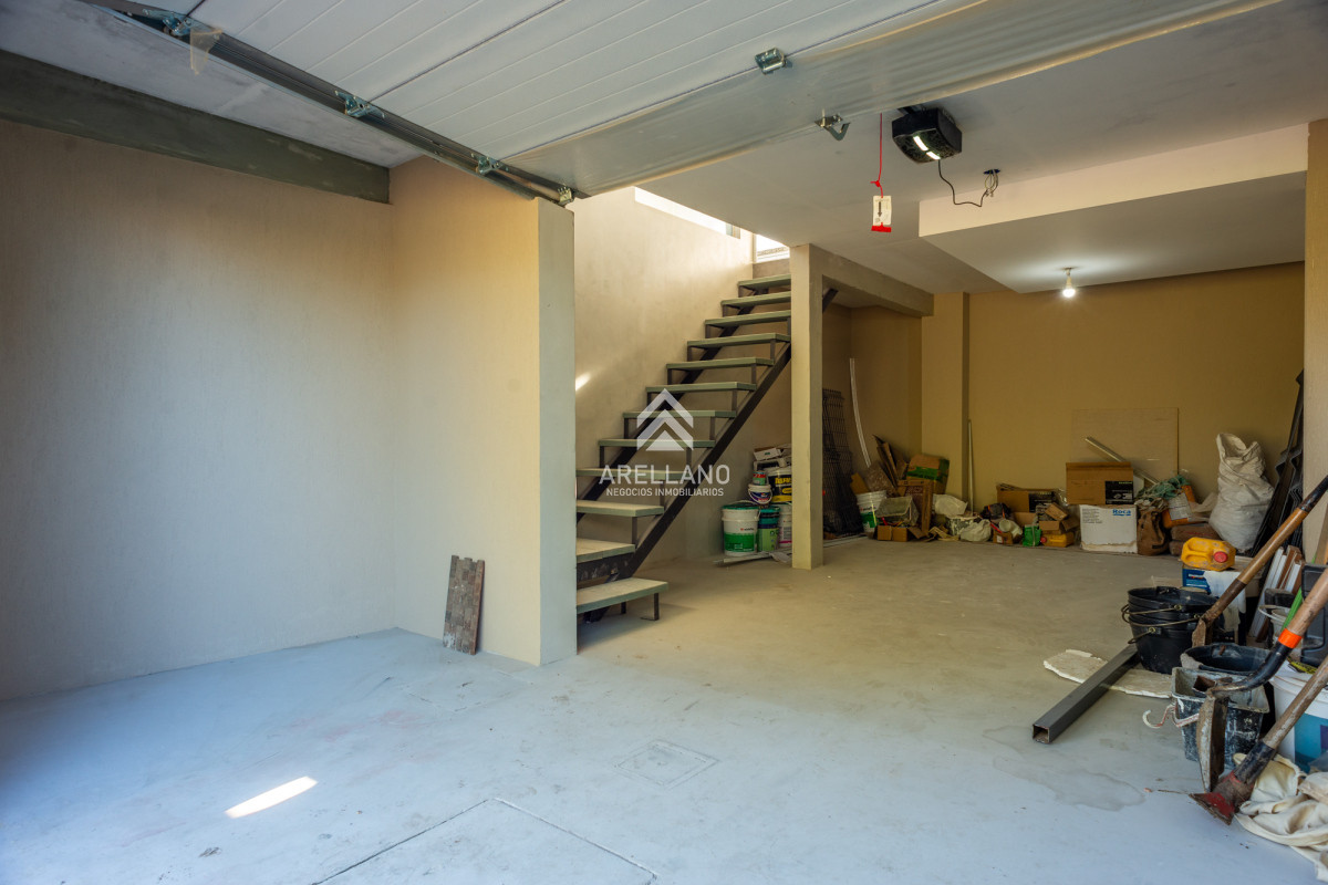 Casa ID.4605 - 2 dormitorios altos de la laguna con garage