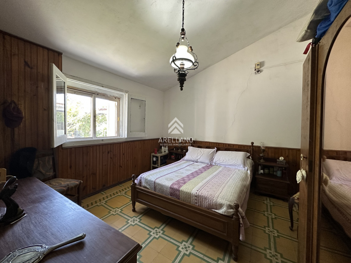 Casa ID.4217 - Venta casa 5 dormitorios en La Coronilla 