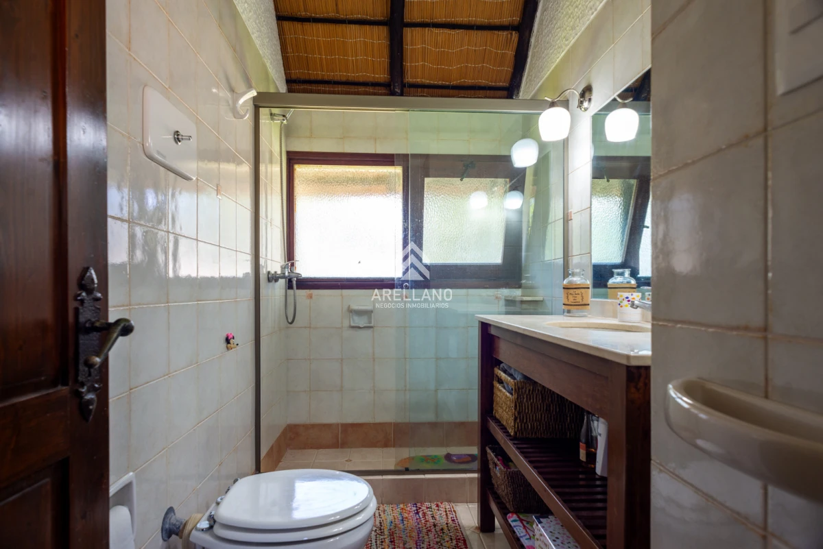 Casa ID.5750 - Alquiler 5 dormitorios piscina climatizada Punta del Este