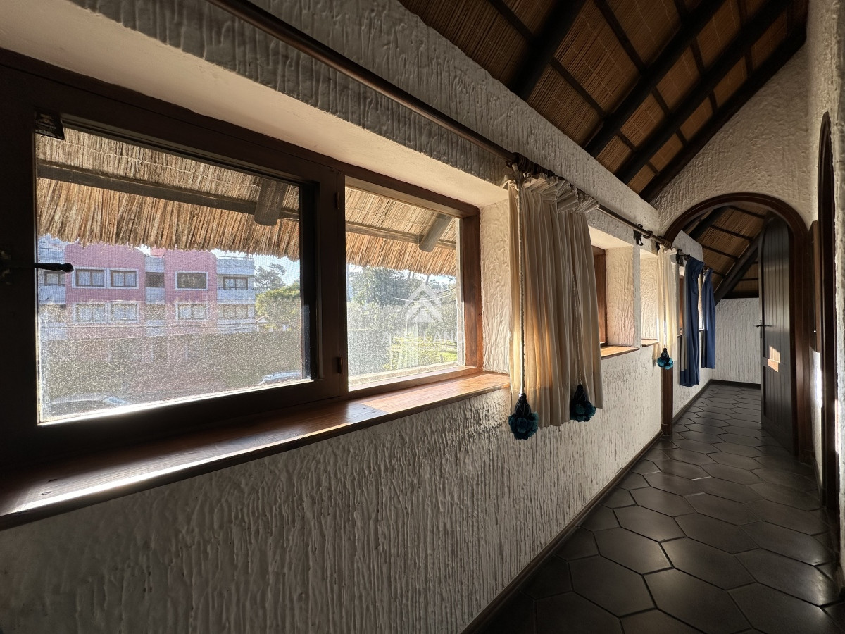 Casa ID.3853 - Casa de 4 dormitorios en Rincon del Indio