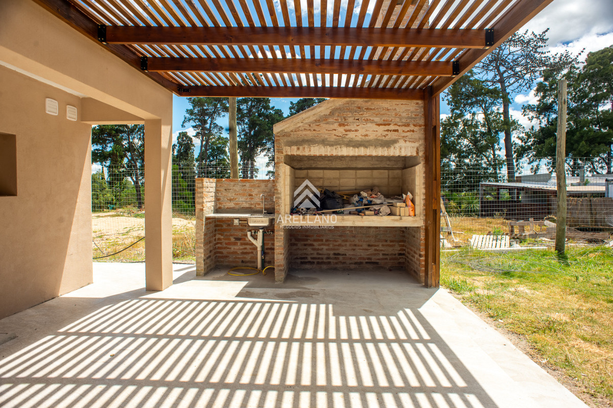 Casa ID.4281 - 2 dormitorios 2 baños cerca de la laguna y el mar!