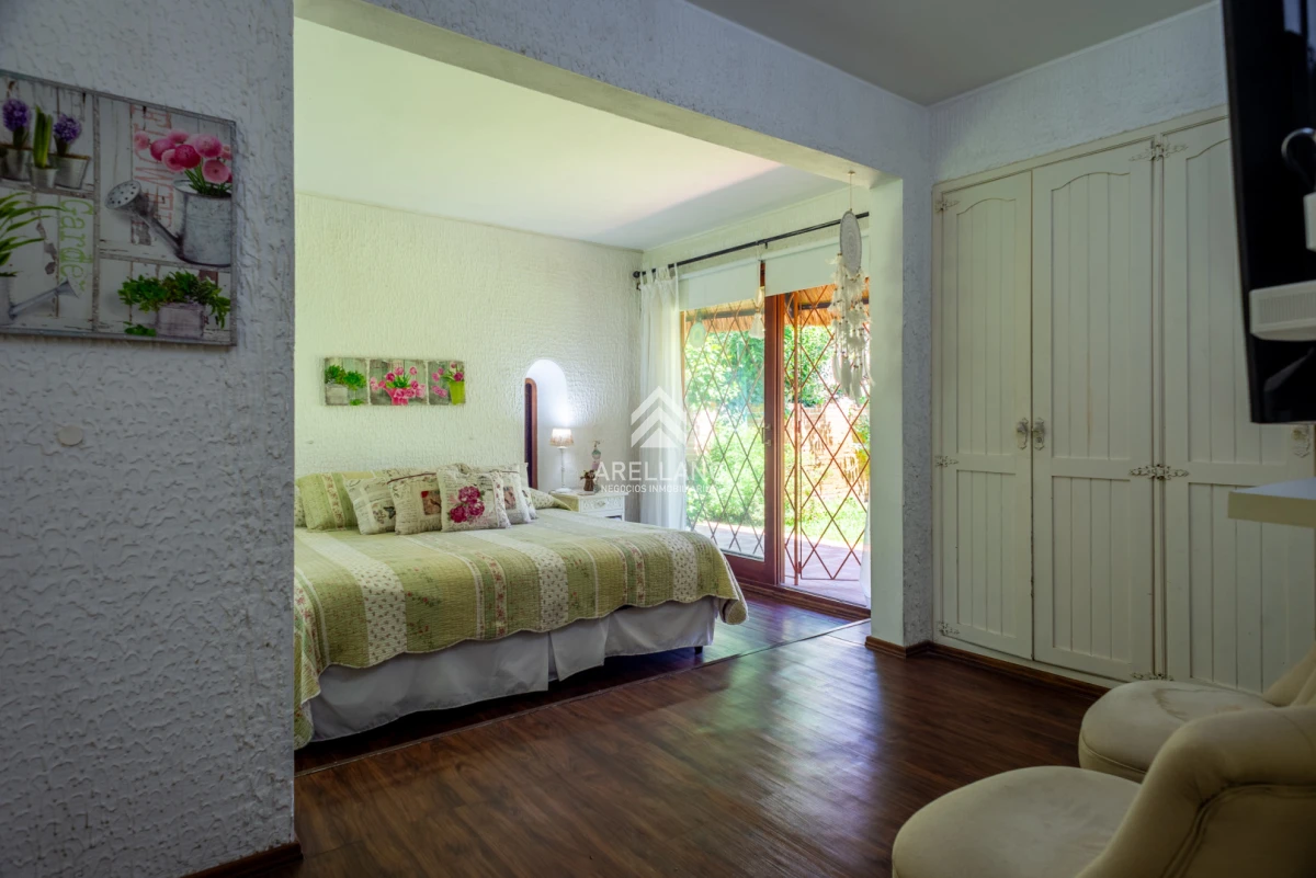 Casa ID.5750 - Alquiler 5 dormitorios piscina climatizada Punta del Este