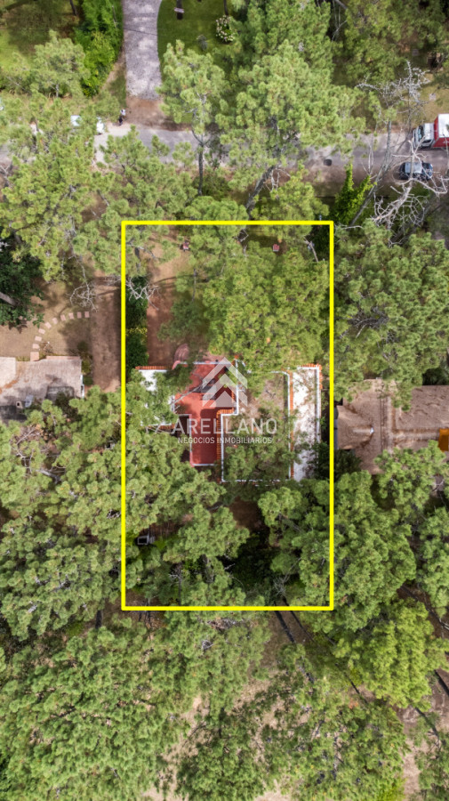 Casa ID.5791 - Casa de estilo en Pinares, 4 habitaciones y 3 baños