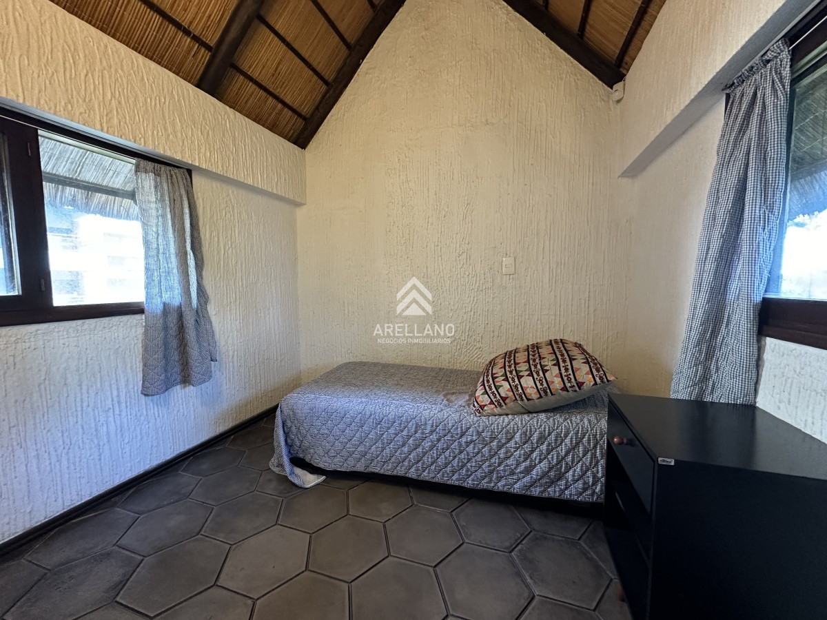 Casa ID.3853 - Casa de 4 dormitorios en Rincon del Indio
