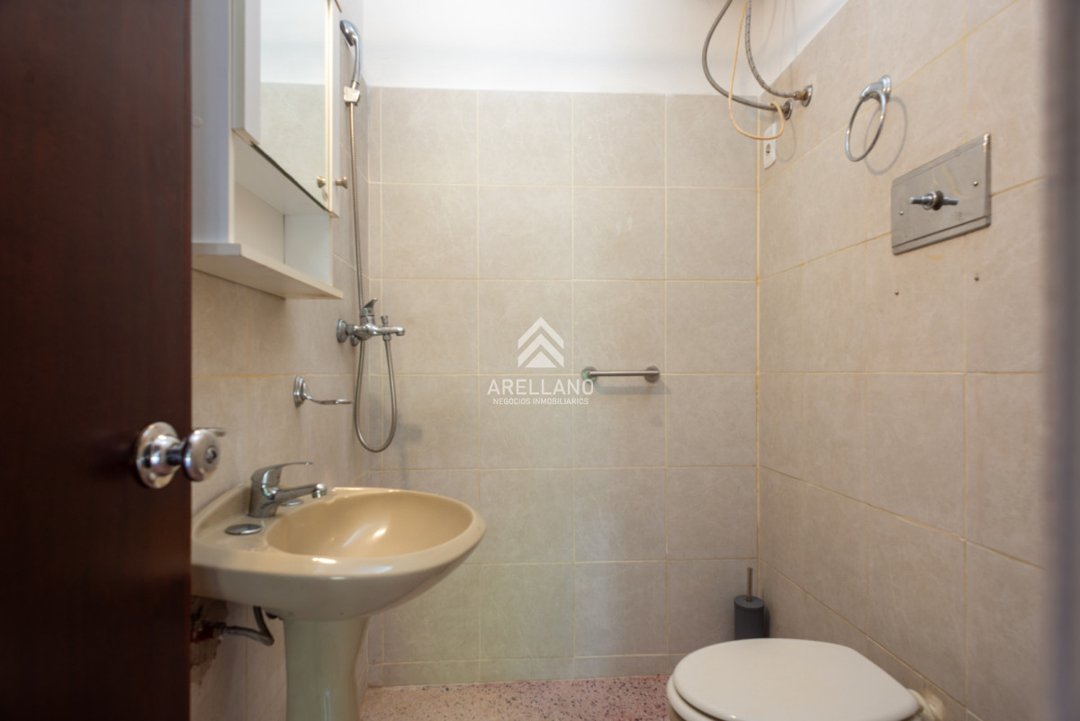 Casa ID.5781 - Casa en Pinares 2 dormitorios, solida construccion