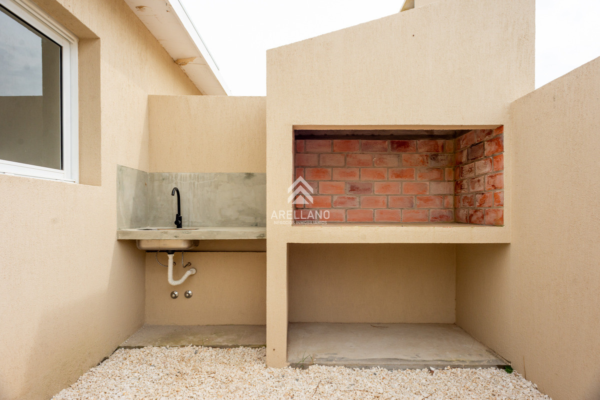 Casa ID.5496 - Altos de la laguna, 2 dormitorios con garage