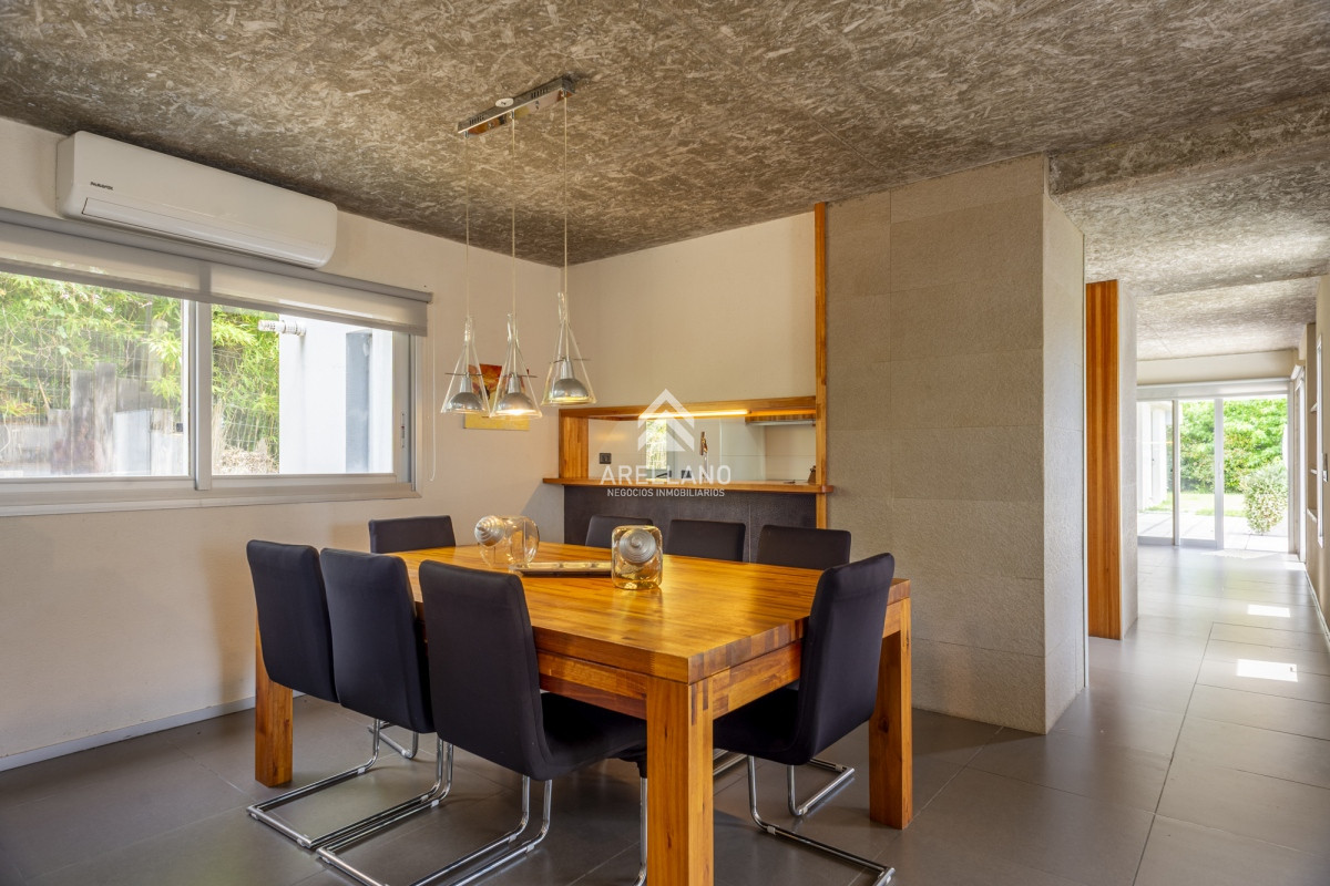 Casa ID.2822 - Venta casa 4 dormitorios La Residence Punta del Este