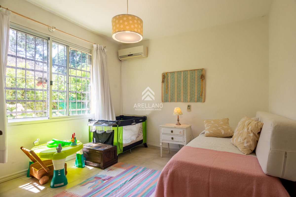 Casa ID.4196 - Casa 4 dormitorios con piscina, Rincon del Indio