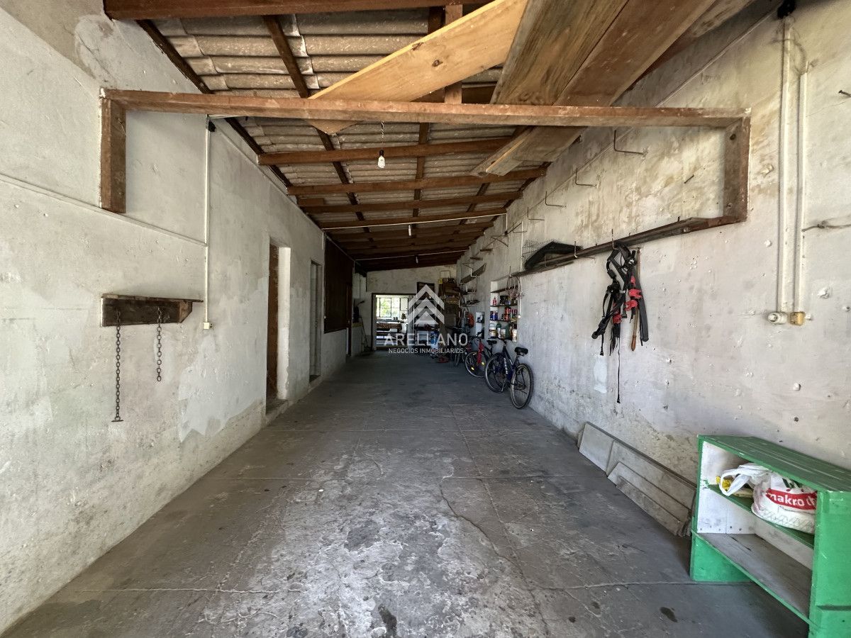 Casa ID.4217 - Venta casa 5 dormitorios en La Coronilla 