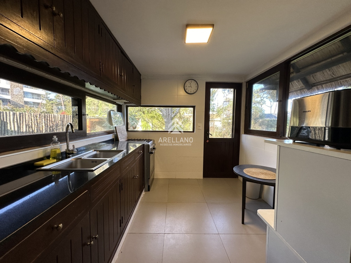 Casa ID.3853 - Casa de 4 dormitorios en Rincon del Indio