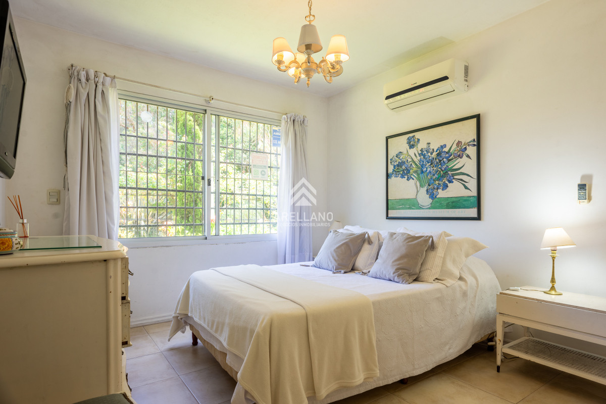Casa ID.4196 - Casa 4 dormitorios con piscina, Rincon del Indio