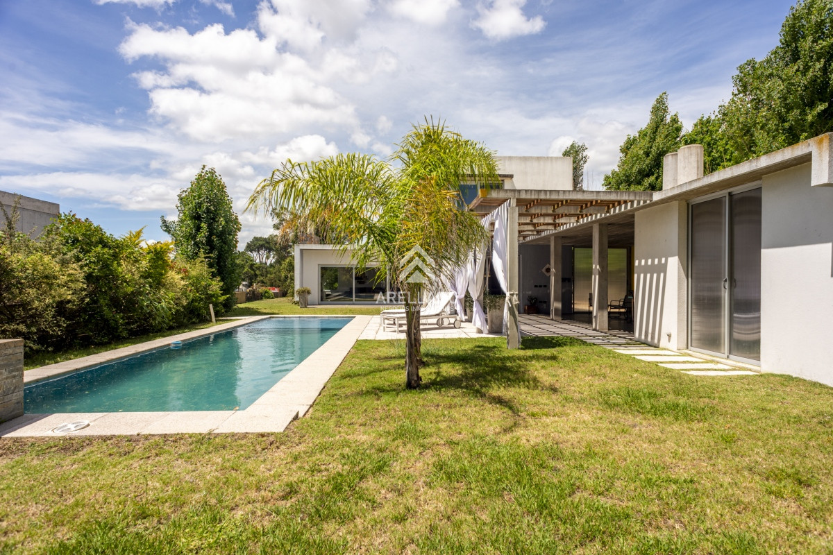 Casa ID.2822 - Venta casa 4 dormitorios La Residence Punta del Este