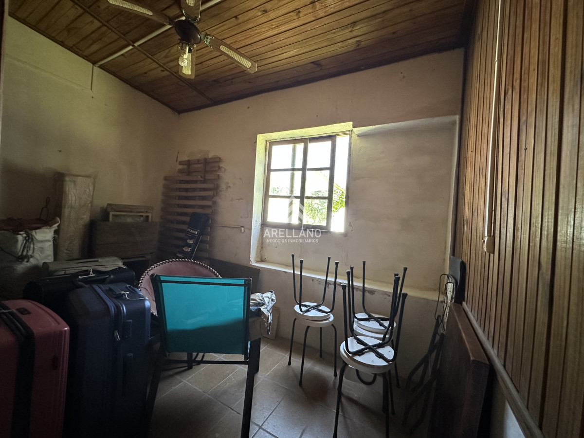 Casa ID.4217 - Venta casa 5 dormitorios en La Coronilla 