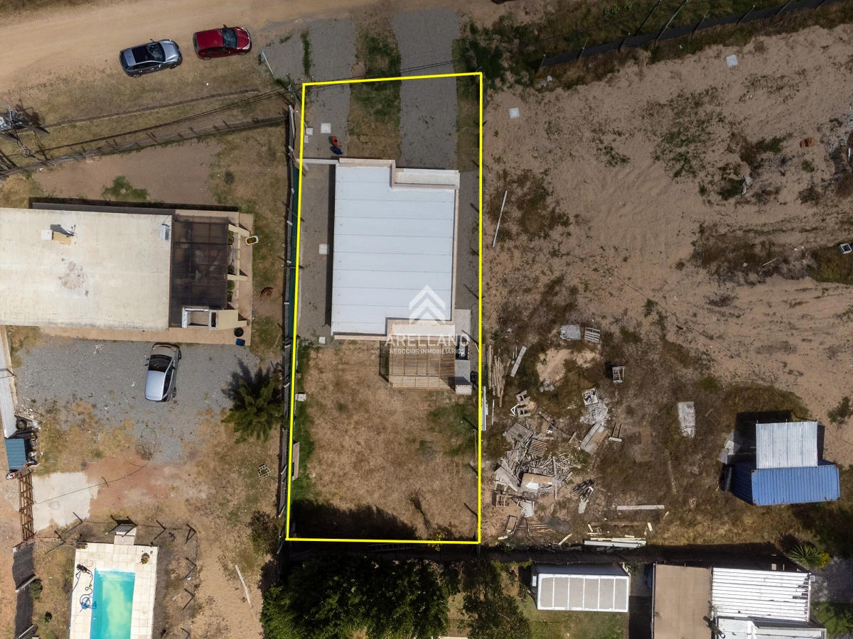 Casa ID.4281 - 2 dormitorios 2 baños cerca de la laguna y el mar!