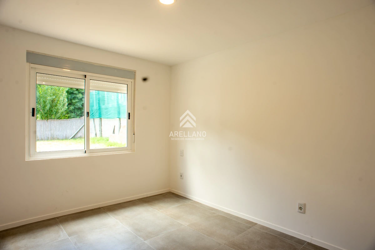Casa ID.4281 - 2 dormitorios 2 baños cerca de la laguna y el mar!