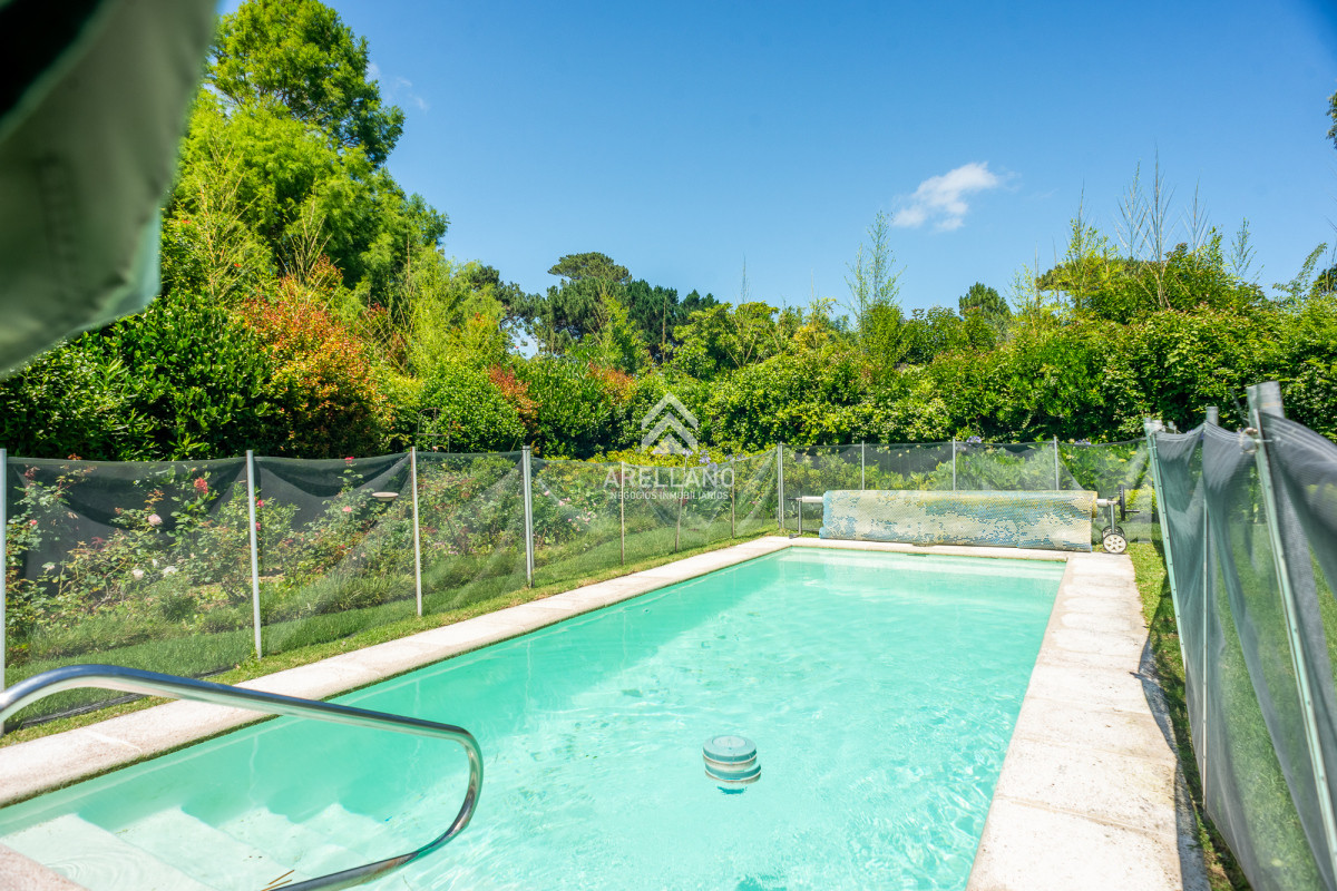 Casa ID.4196 - Casa 4 dormitorios con piscina, Rincon del Indio