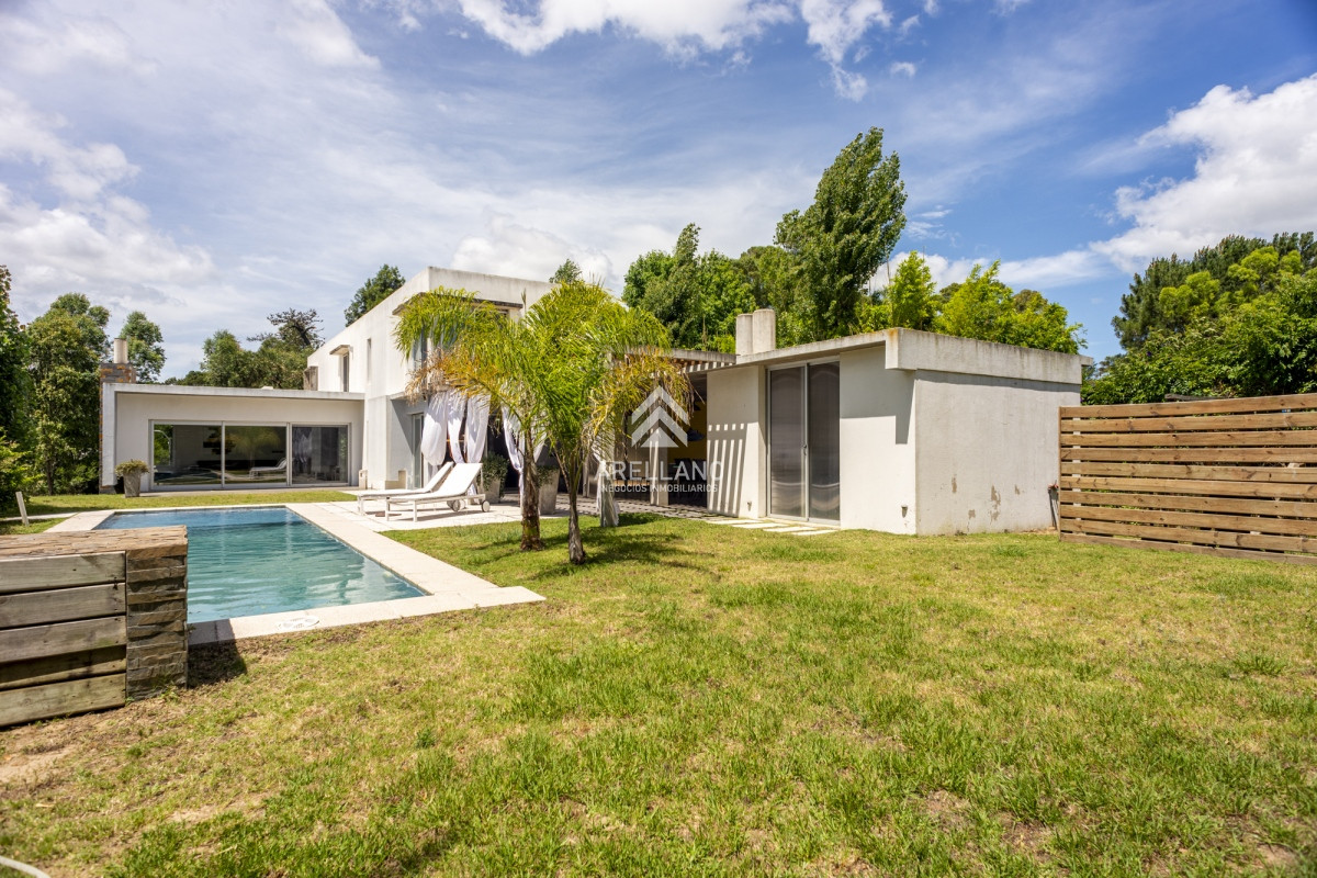 Casa ID.2822 - Venta casa 4 dormitorios La Residence Punta del Este