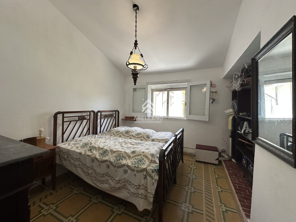 Casa ID.4217 - Venta casa 5 dormitorios en La Coronilla 