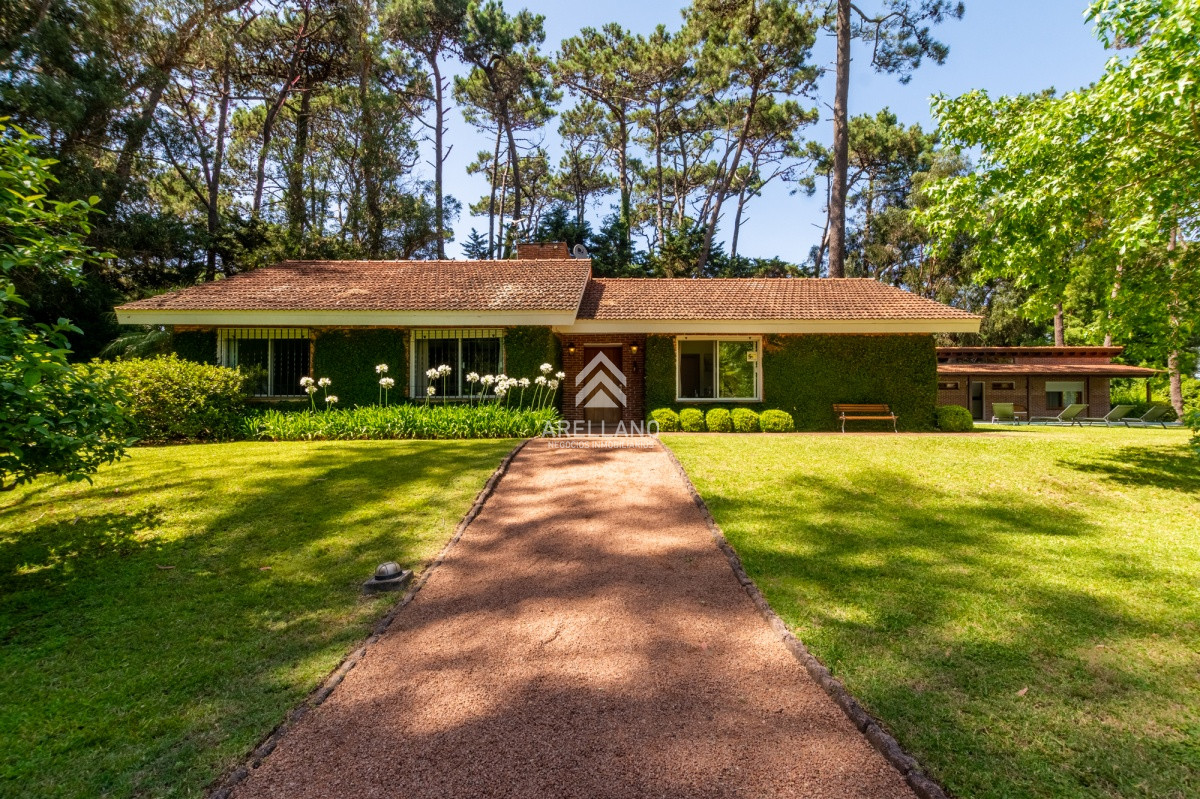 Casa ID.1484 - ALQUILER DE VERANO 6 DORMITORIOS Y DEPENDENCIA 