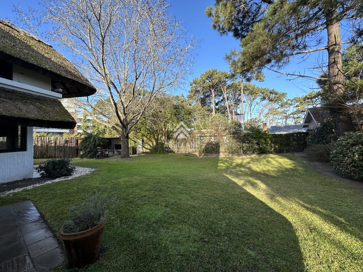 Casa ID.3853 - Casa de 4 dormitorios en Rincon del Indio