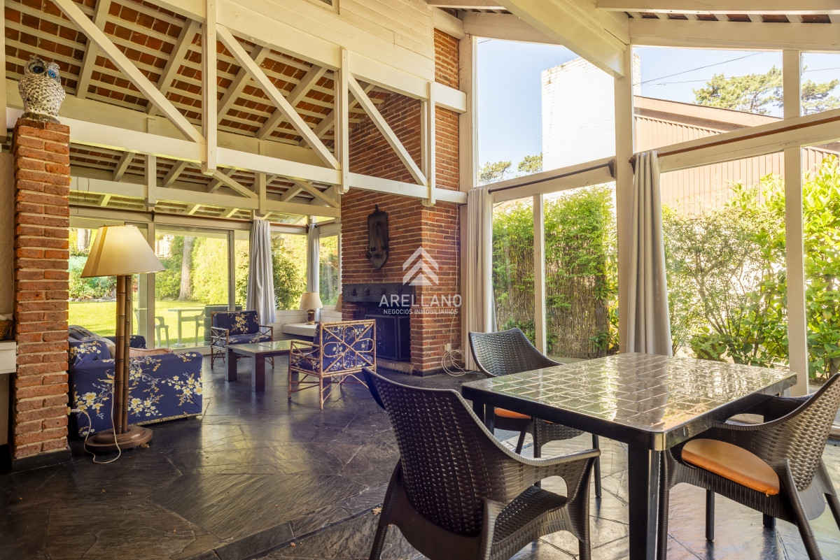 Casa ID.2561 - Venta casa 3 dormitorios y dependencia San Rafael Punta del Este