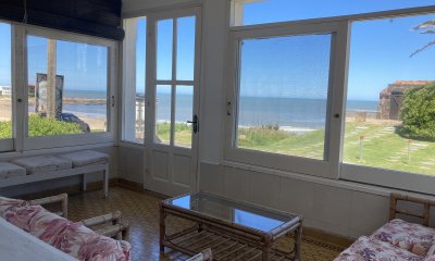 VENTA CASA EN PRIMERA LINEA DE LA BARRA