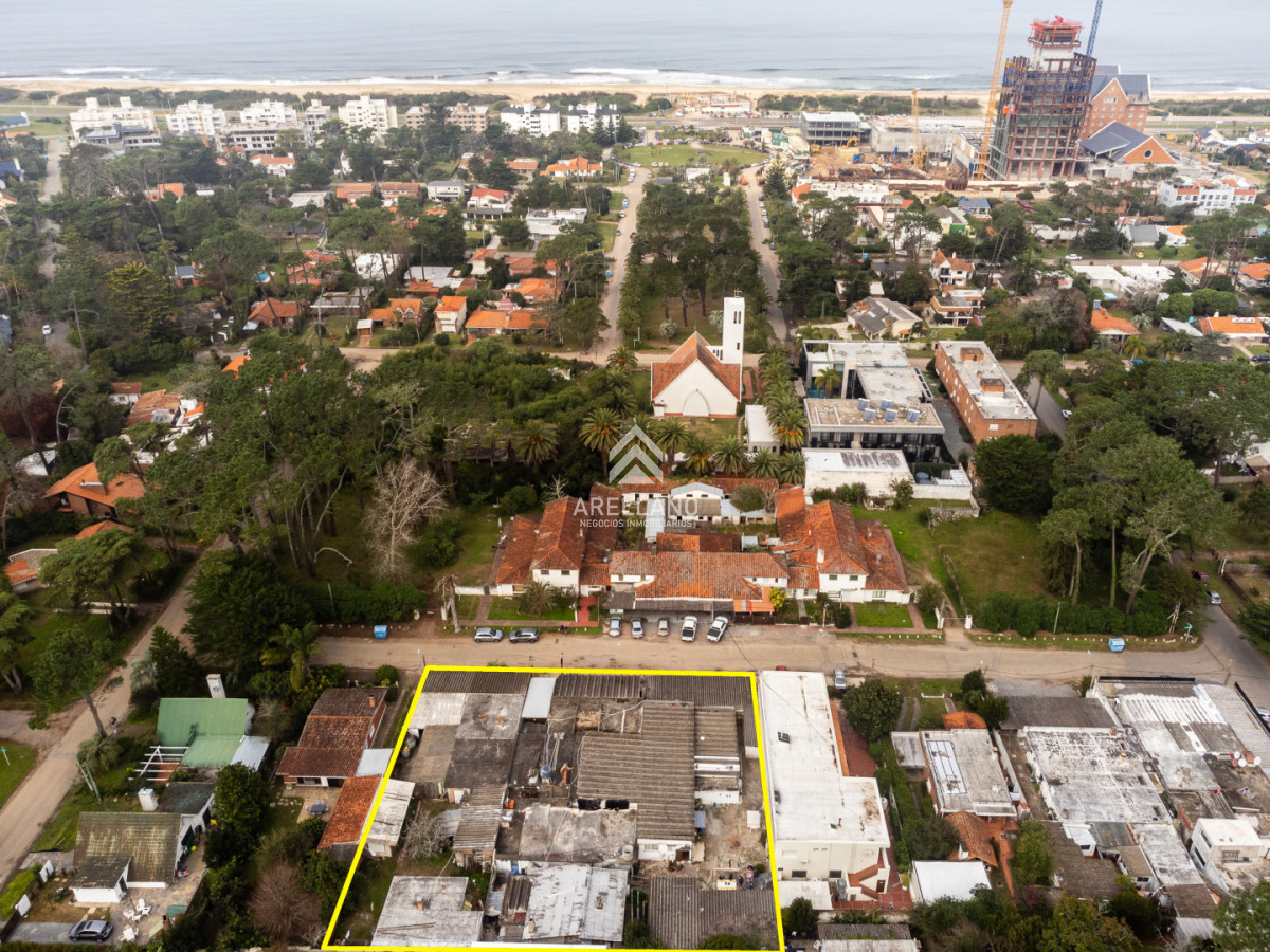 Local Comercial ID.6511 - Local en San Rafael, Punta del Este: Ideal para Desarrollo