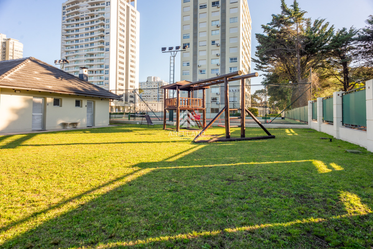 Apartamento ID.5437 - 2 dormitorios 2 baños 2 terrazas Roosevelt