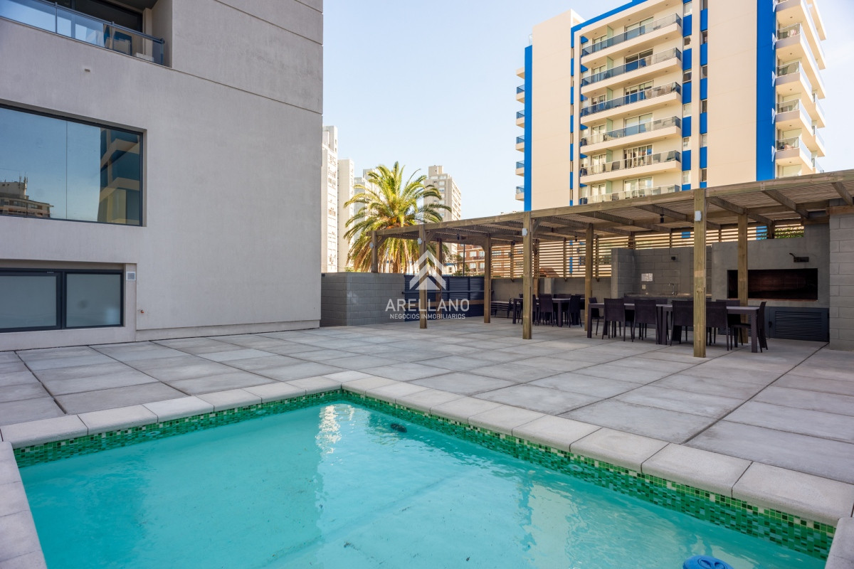 Apartamento ID.5608 - 2 dormitorios, vista al mar y garage