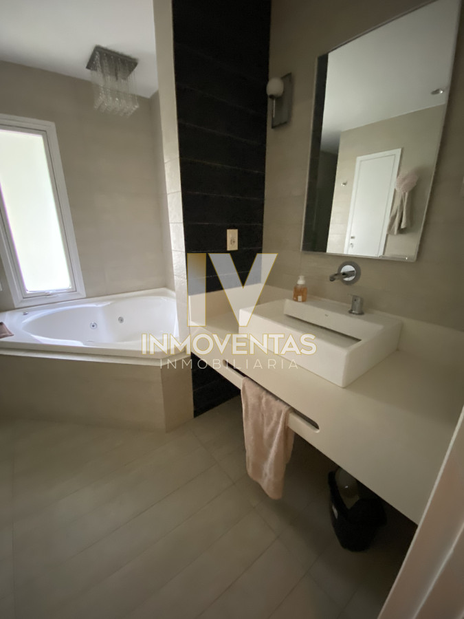 Casa ID.3206 - Casa Punta del Este Cantegril