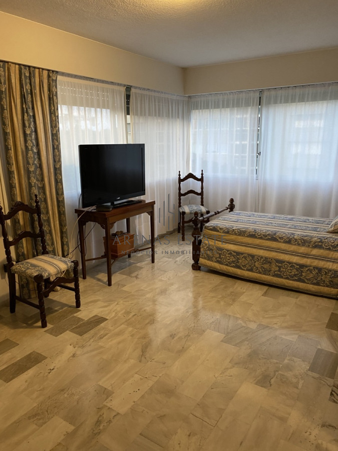 Apartamento ID.951 - Apartamento en venta en Punta del Este