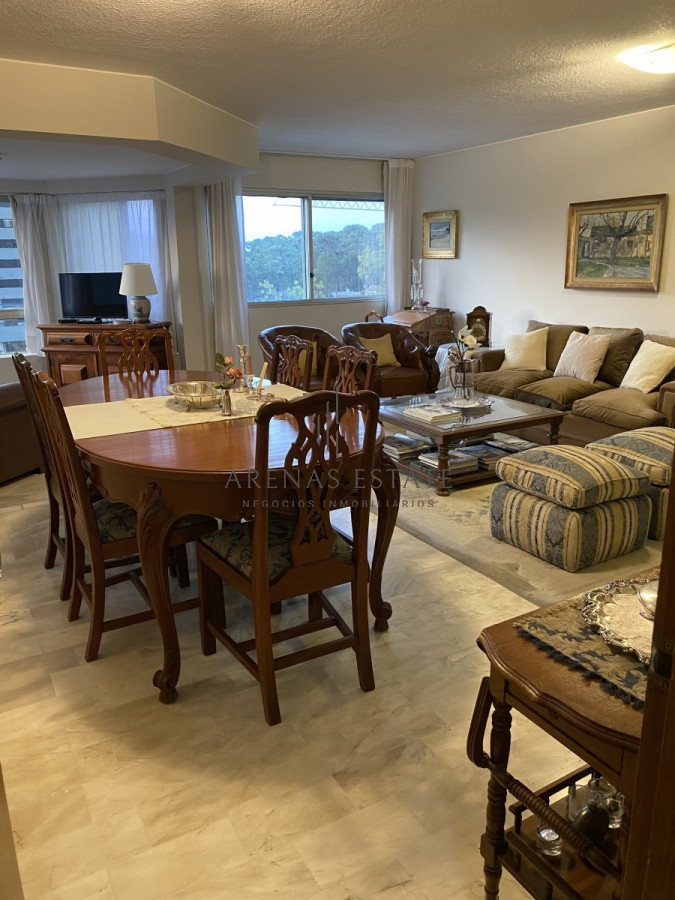Apartamento ID.951 - Apartamento en venta en Punta del Este