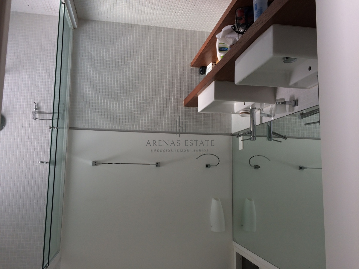 Casa ID.2901 - Casa en venta en Punta del Este , Zona Golf