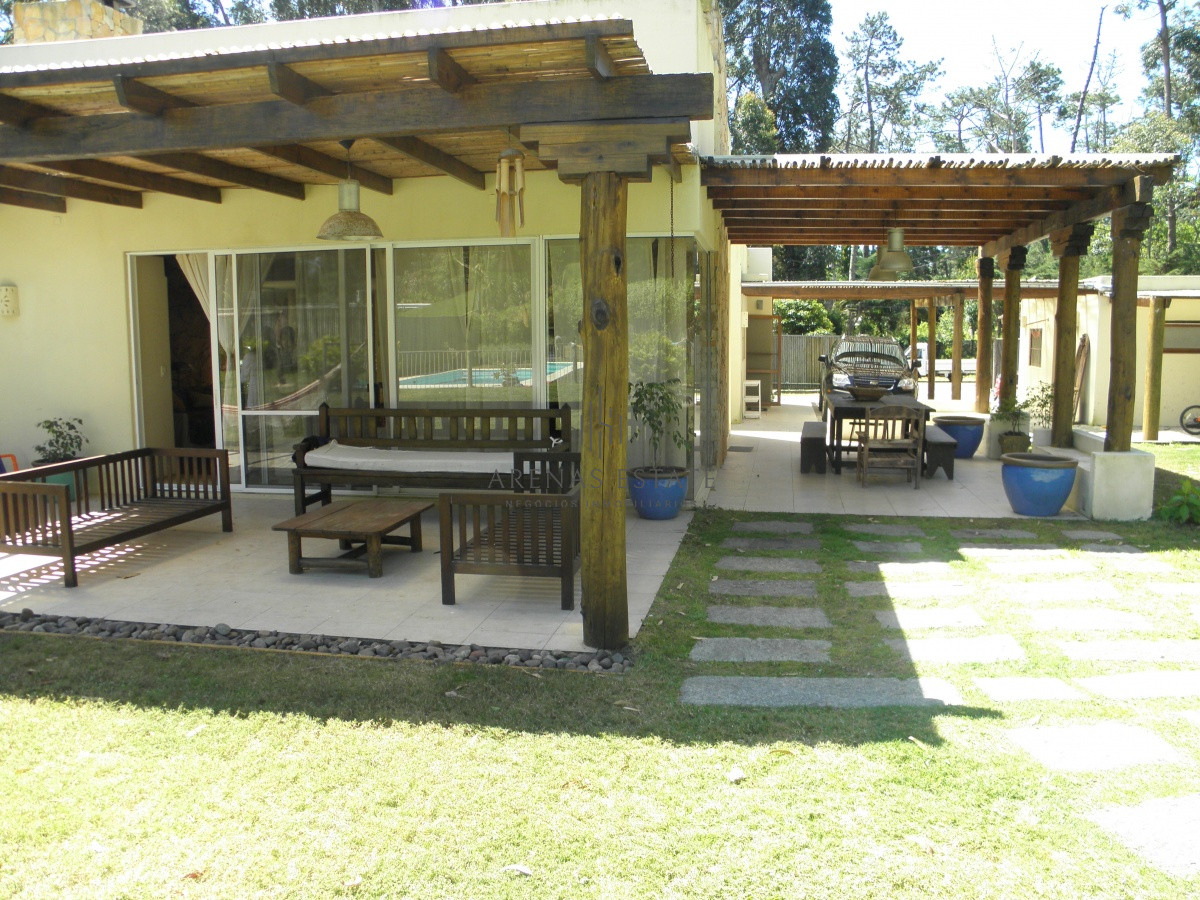 Casa ID.2900 - Casa en venta en Lugano Punta del Este 