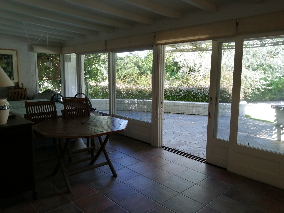 Casa ID.2901 - Casa en venta en Punta del Este , Zona Golf