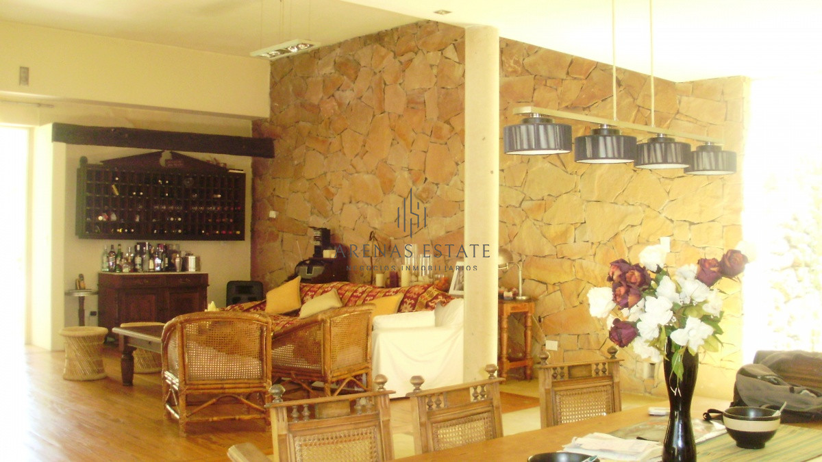Casa ID.2900 - Casa en venta en Lugano Punta del Este 