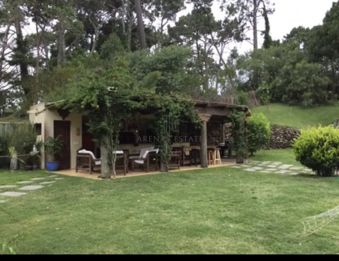 Casa ID.2900 - Casa en venta en Lugano Punta del Este 
