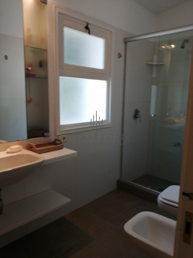 Casa ID.2901 - Casa en venta en Punta del Este , Zona Golf