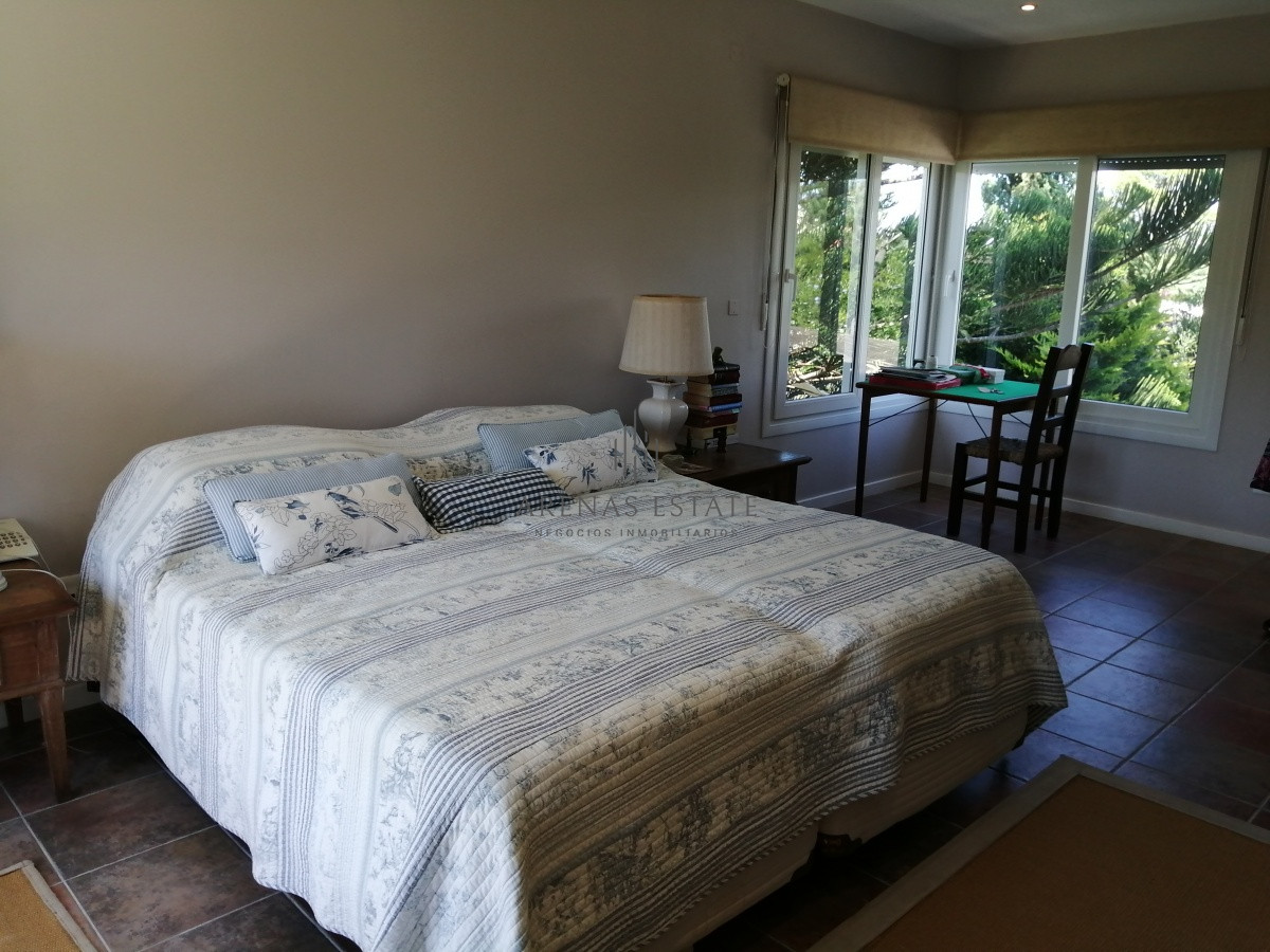Casa ID.2901 - Casa en venta en Punta del Este , Zona Golf