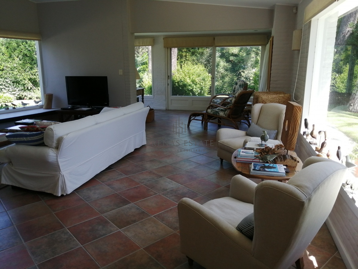 Casa ID.2901 - Casa en venta en Punta del Este , Zona Golf