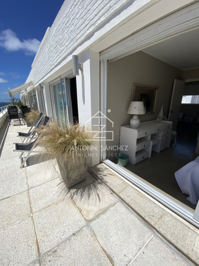 Apartamento ID.1656 - Venta apartamento Peninsula Punta del Este
