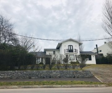 Casa en Cantegril - Punta del Este