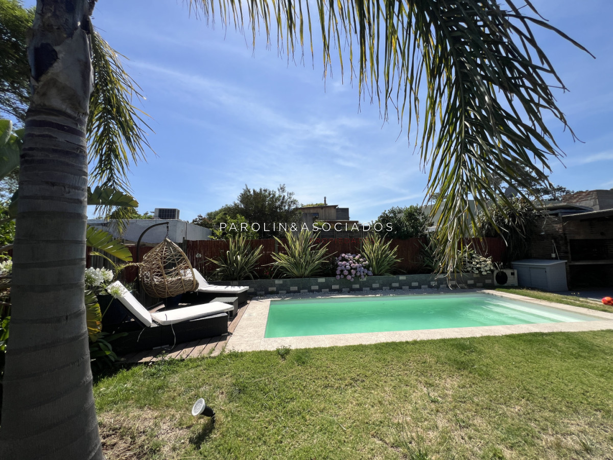 Venta de casa de 3 dormitorios en Manantiales