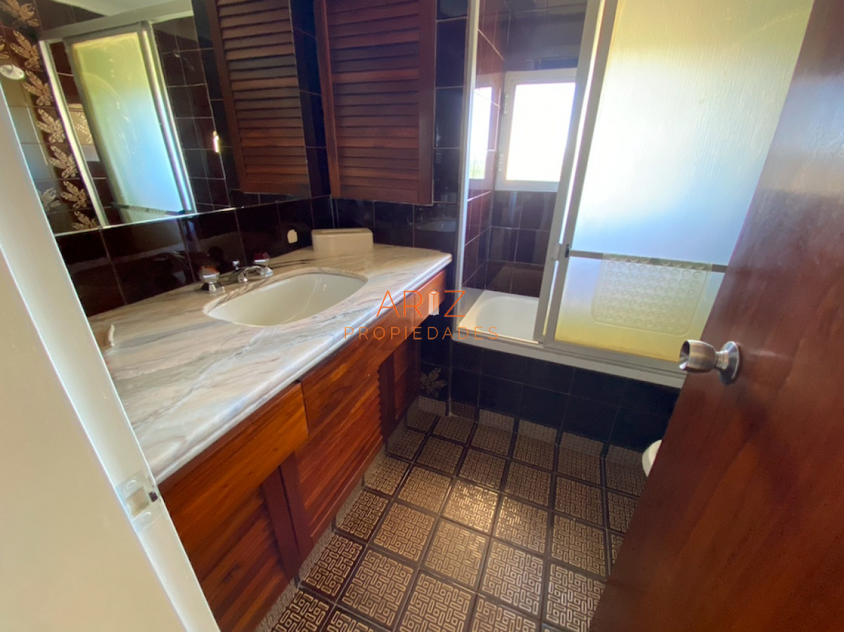 Apartamento ID.1350 - Muy amplio apartamento de 2 dormitorios y 2 baños 