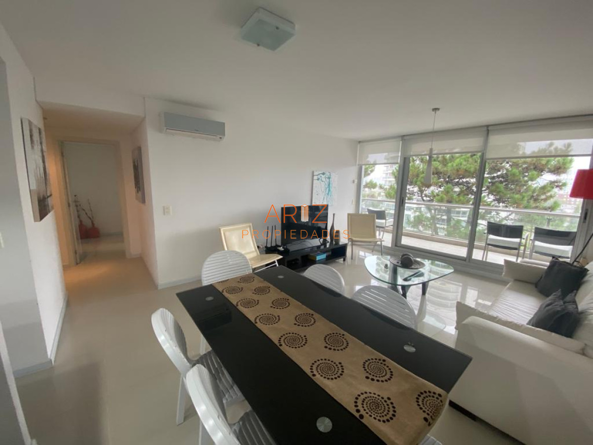 Apartamento ID.1293 -  Alquiler anual amplio y moderno 2 dormitorios 2 baños full amenities