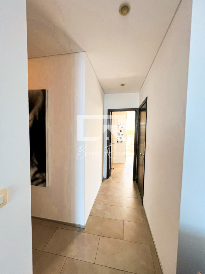 Apartamento ID.695 - Penthouse en alquiler en exclusiva Torre Delamar.