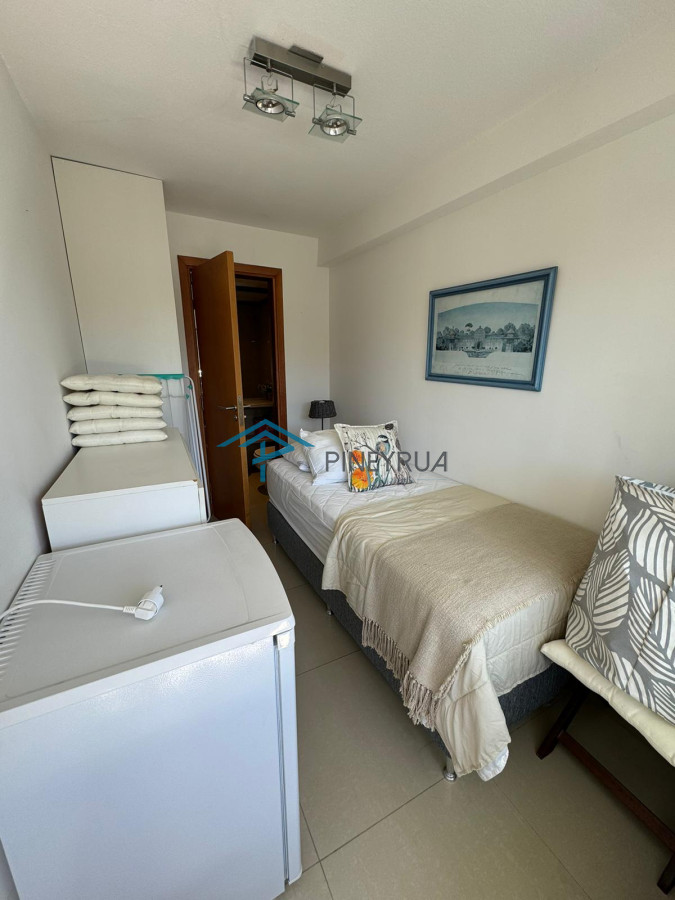 Brava, primera línea, 3 suites y dependencia. Terraza con parrillero.
